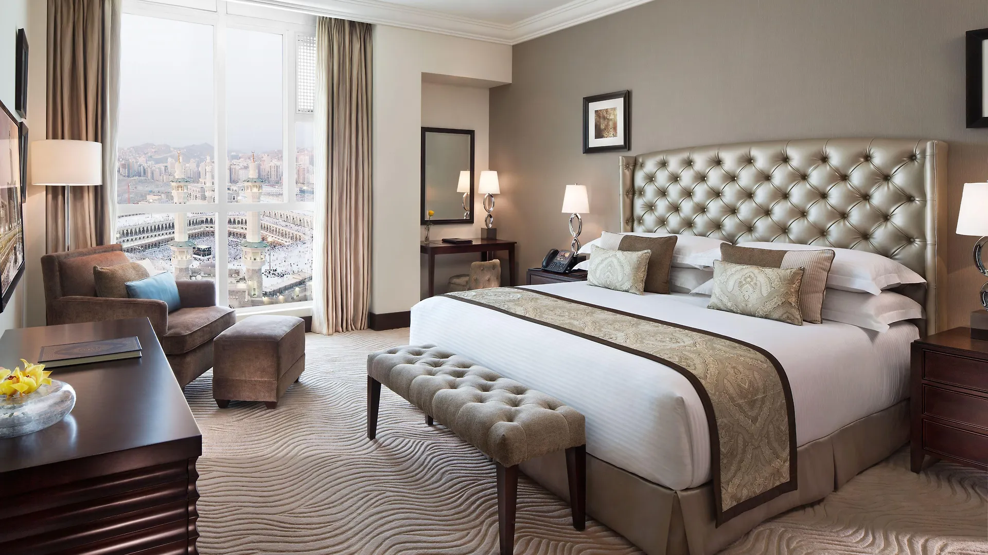 Makkah Clock Royal Tower, A Fairmont Hotel La Mecque