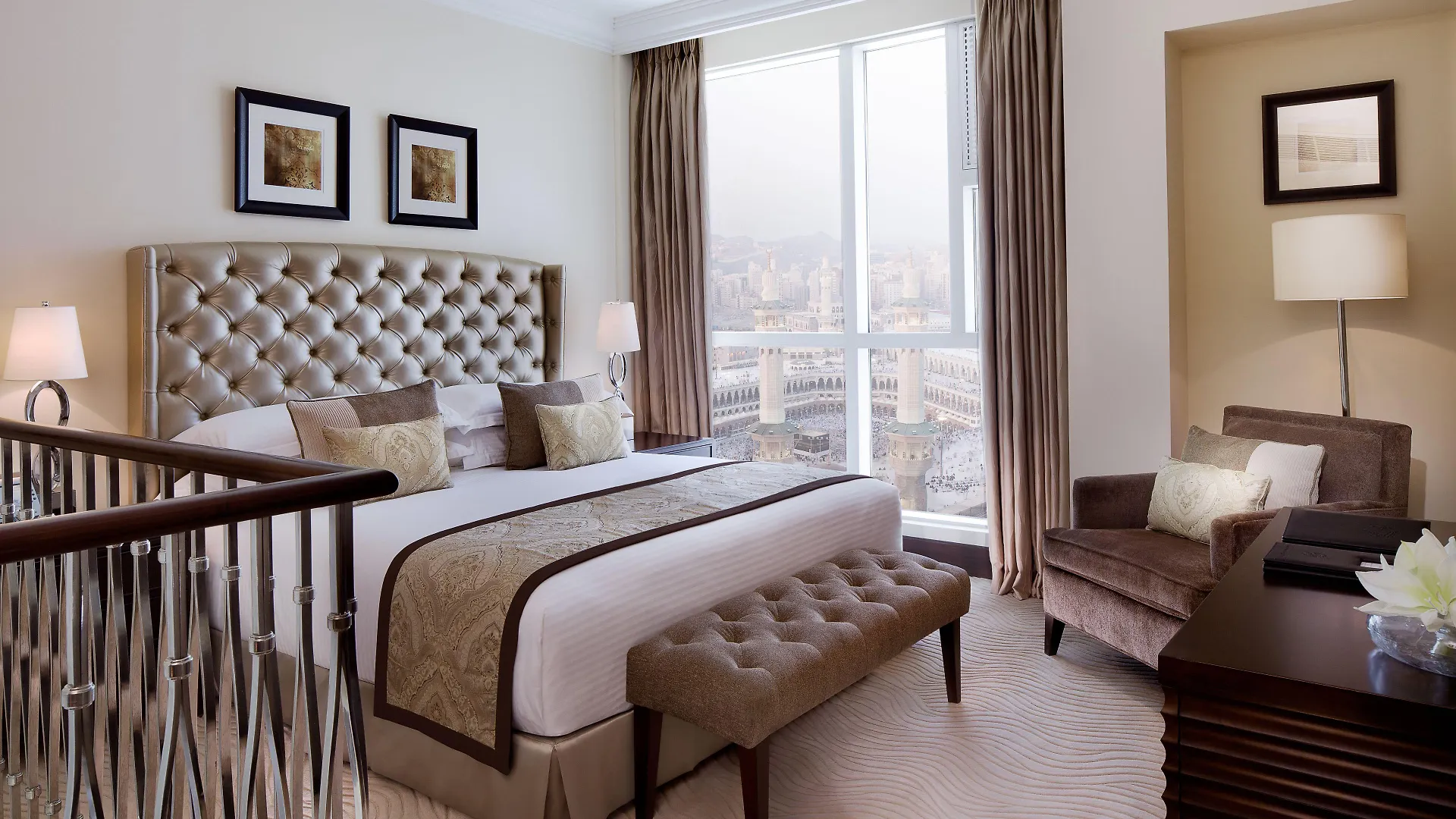Makkah Clock Royal Tower, A Fairmont Hotel Mecca Saudi Arabia