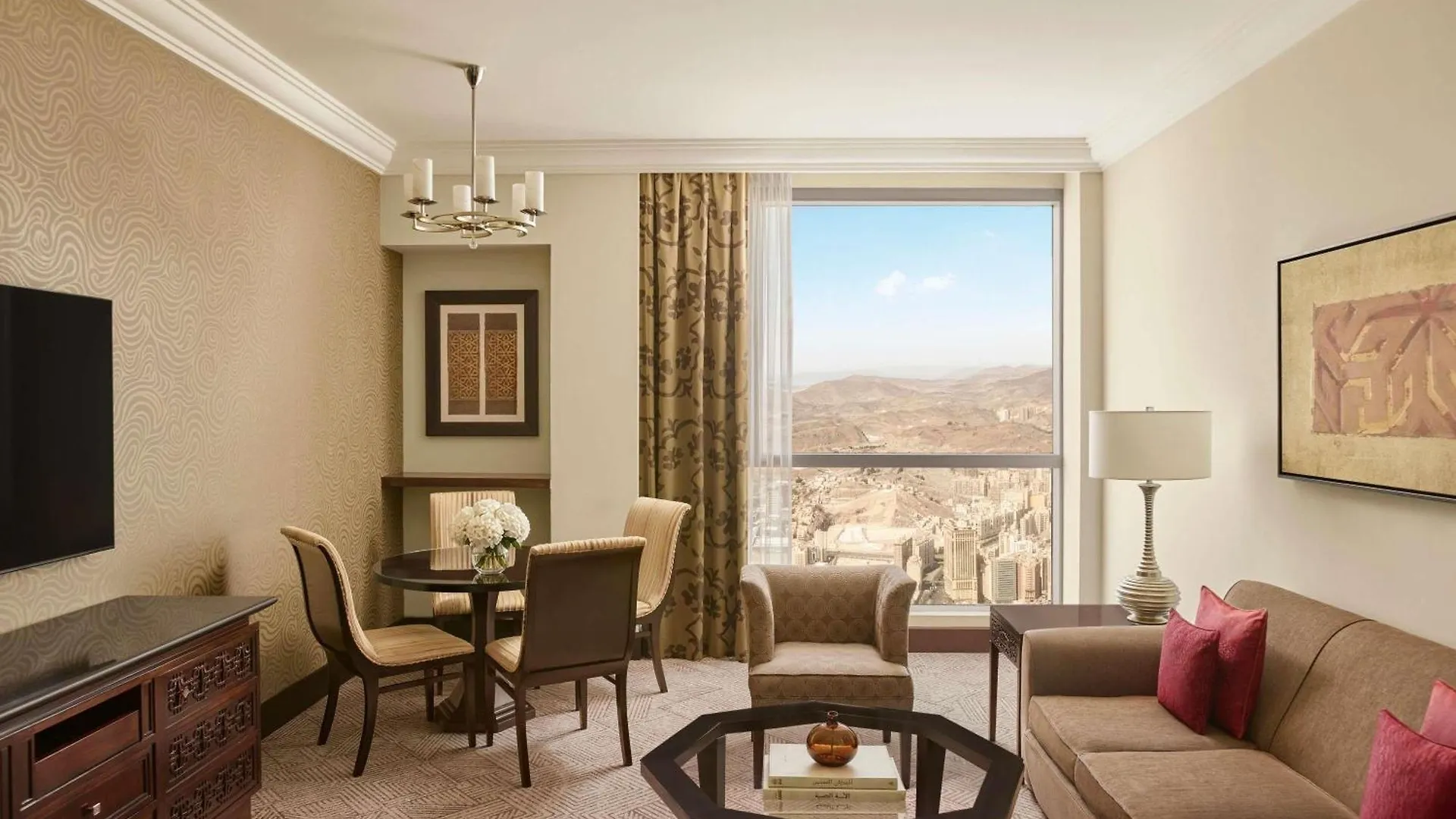Makkah Clock Royal Tower, A Fairmont Hotel Mecca