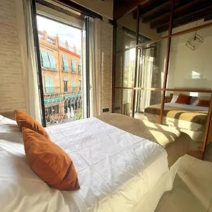 Eva Recommends Triana , Siviglia Spagna