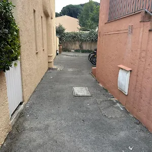 Superbe Emplacement , Terrasse Et Parking! , Saint-Tropez Francia