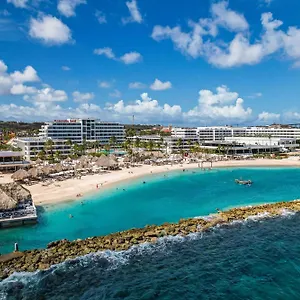 ***** Resort Mangrove Corendon Curacao Resort, Curio By Hilton Curacao