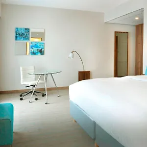 Отель Courtyard By Marriott Arena Atlas
