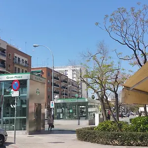 https://apartamento-eduardo-dato-seville.es-andalucia.com