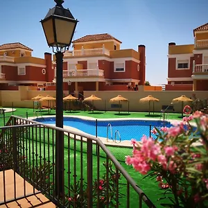 https://apartamentos-playamar.es-andalucia.com