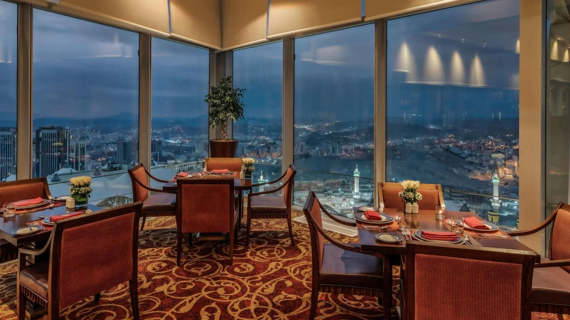 Makkah Clock Royal Tower, A Fairmont Hotel Mecca