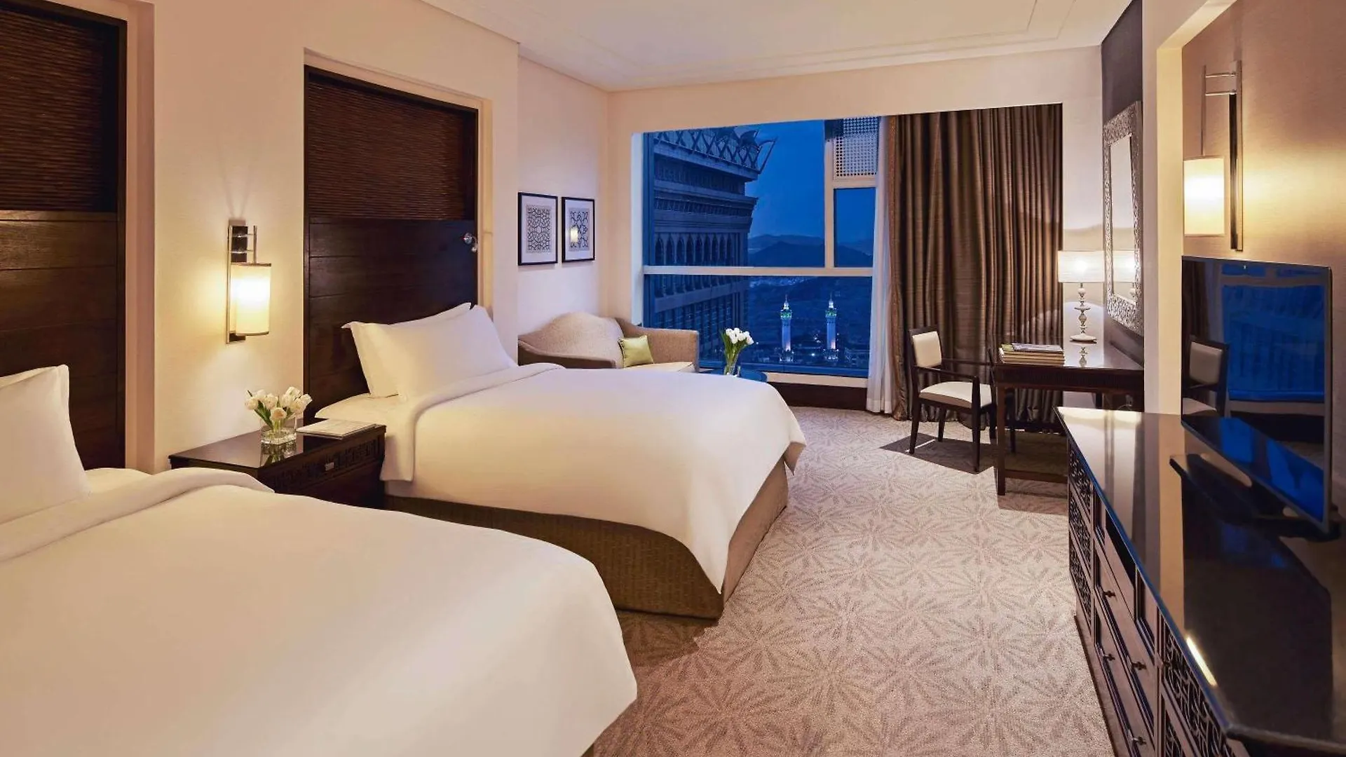Makkah Clock Royal Tower, A Fairmont Hotel Mecca Saudi Arabia