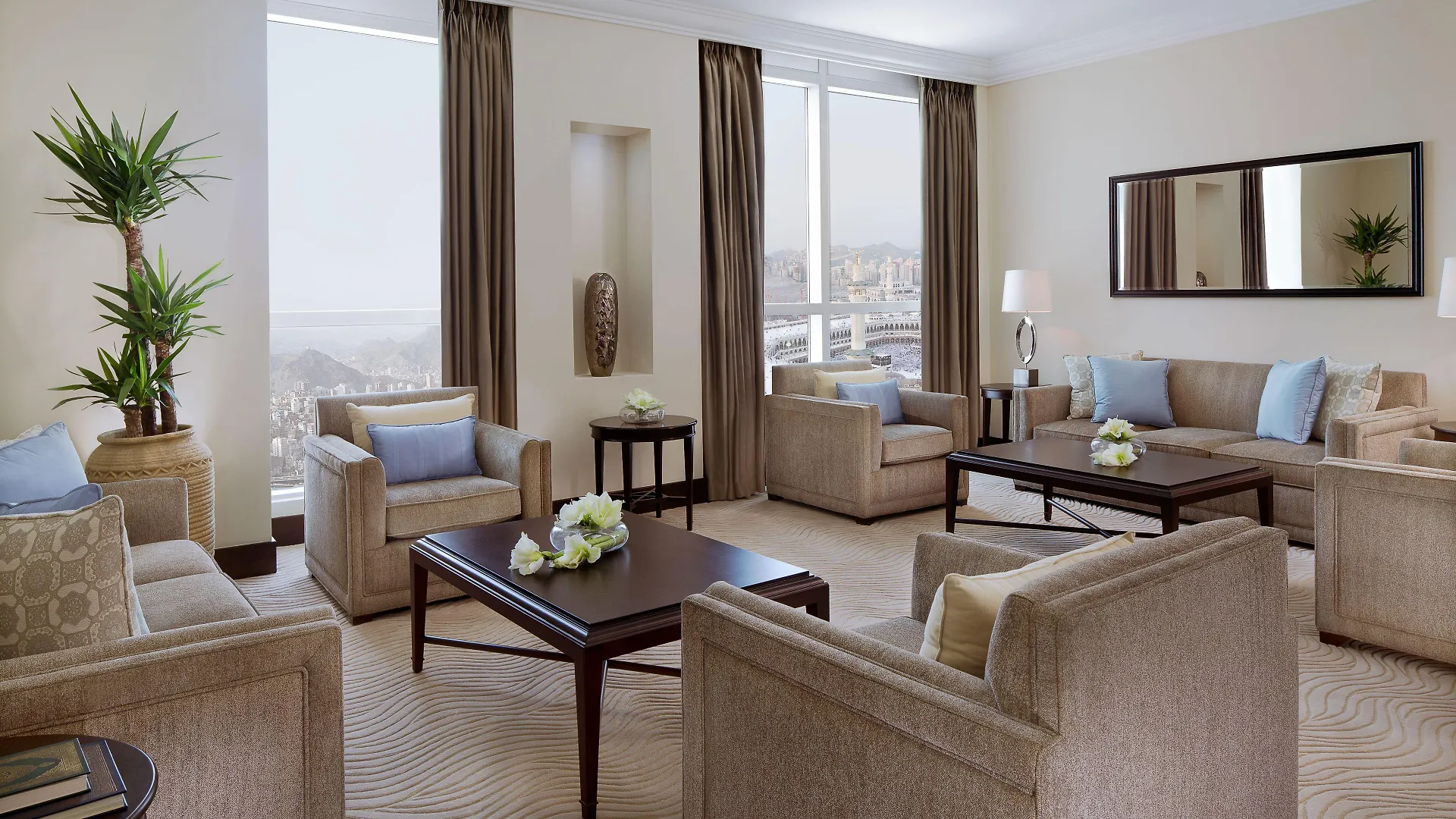 Makkah Clock Royal Tower, A Fairmont Hotel Mecca