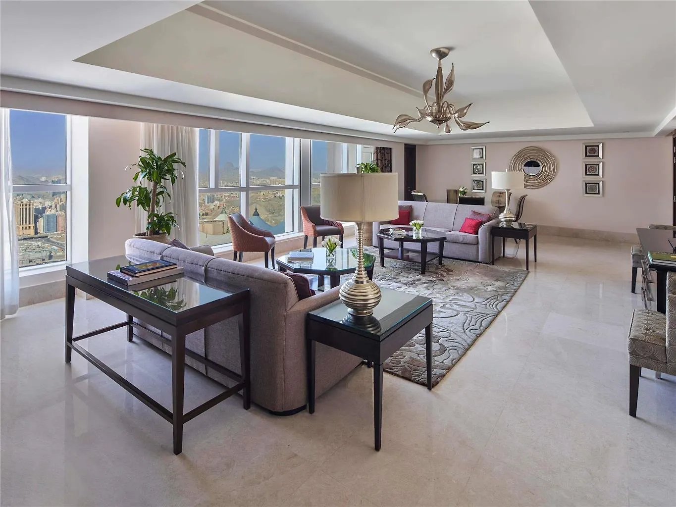 Makkah Clock Royal Tower, A Fairmont Hotel Mecca 5*,