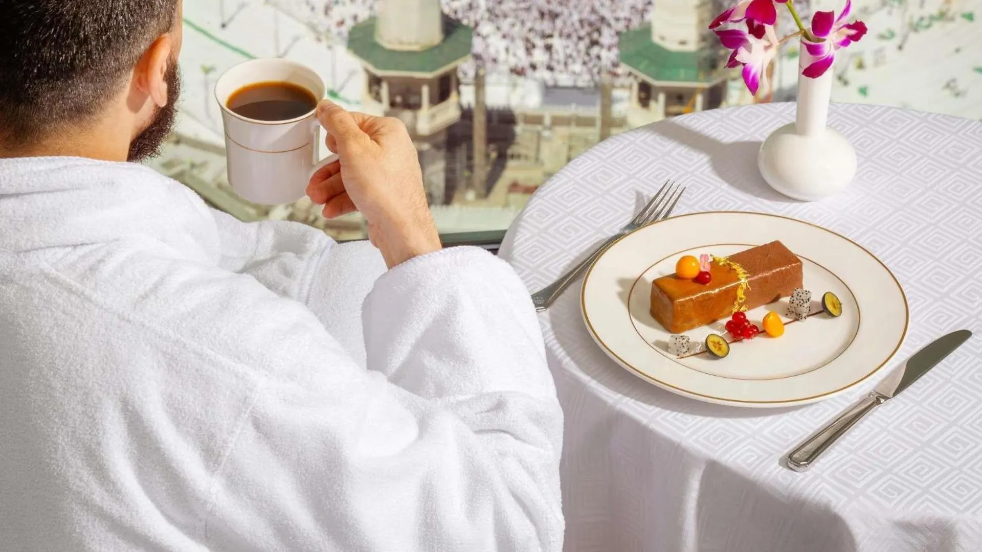Makkah Clock Royal Tower, A Fairmont Hotel Mecca Saudi Arabia