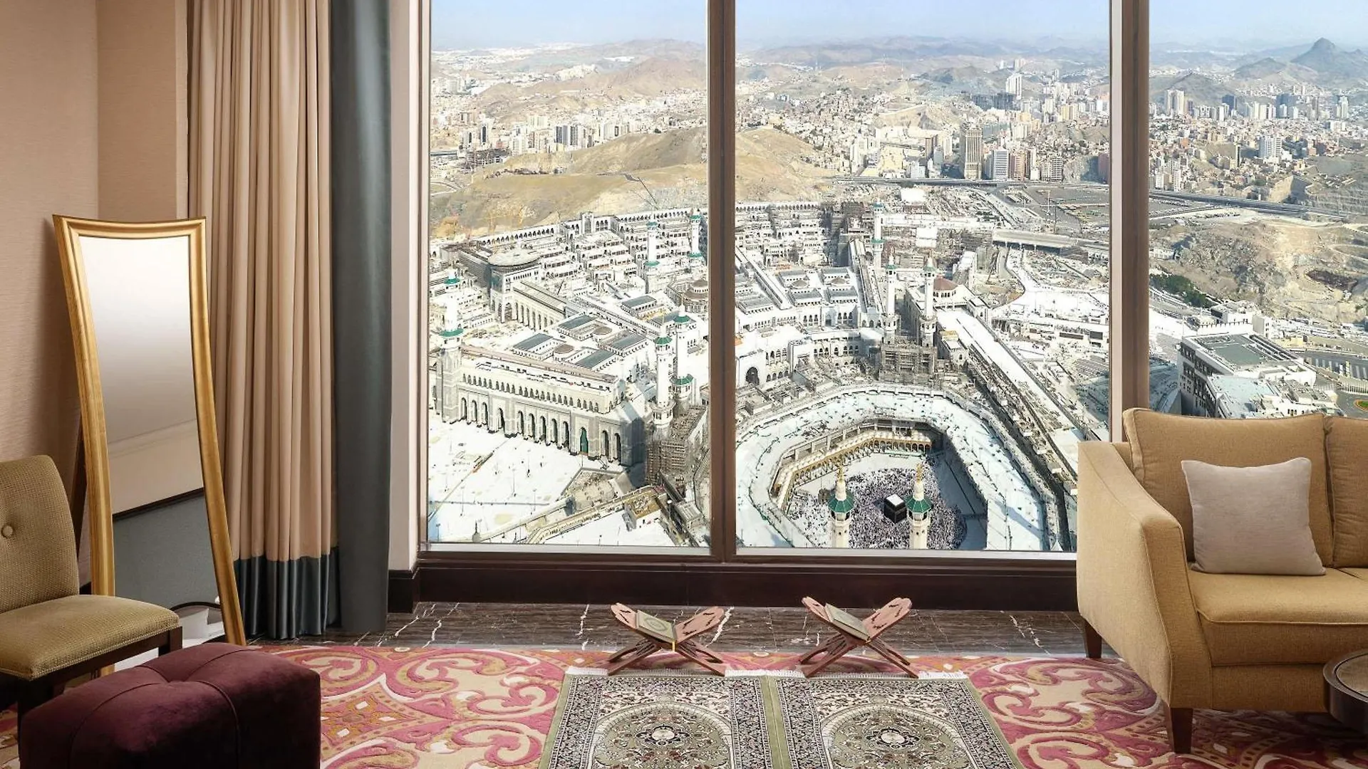 Makkah Clock Royal Tower, A Fairmont Hotel Mecca Saudi Arabia