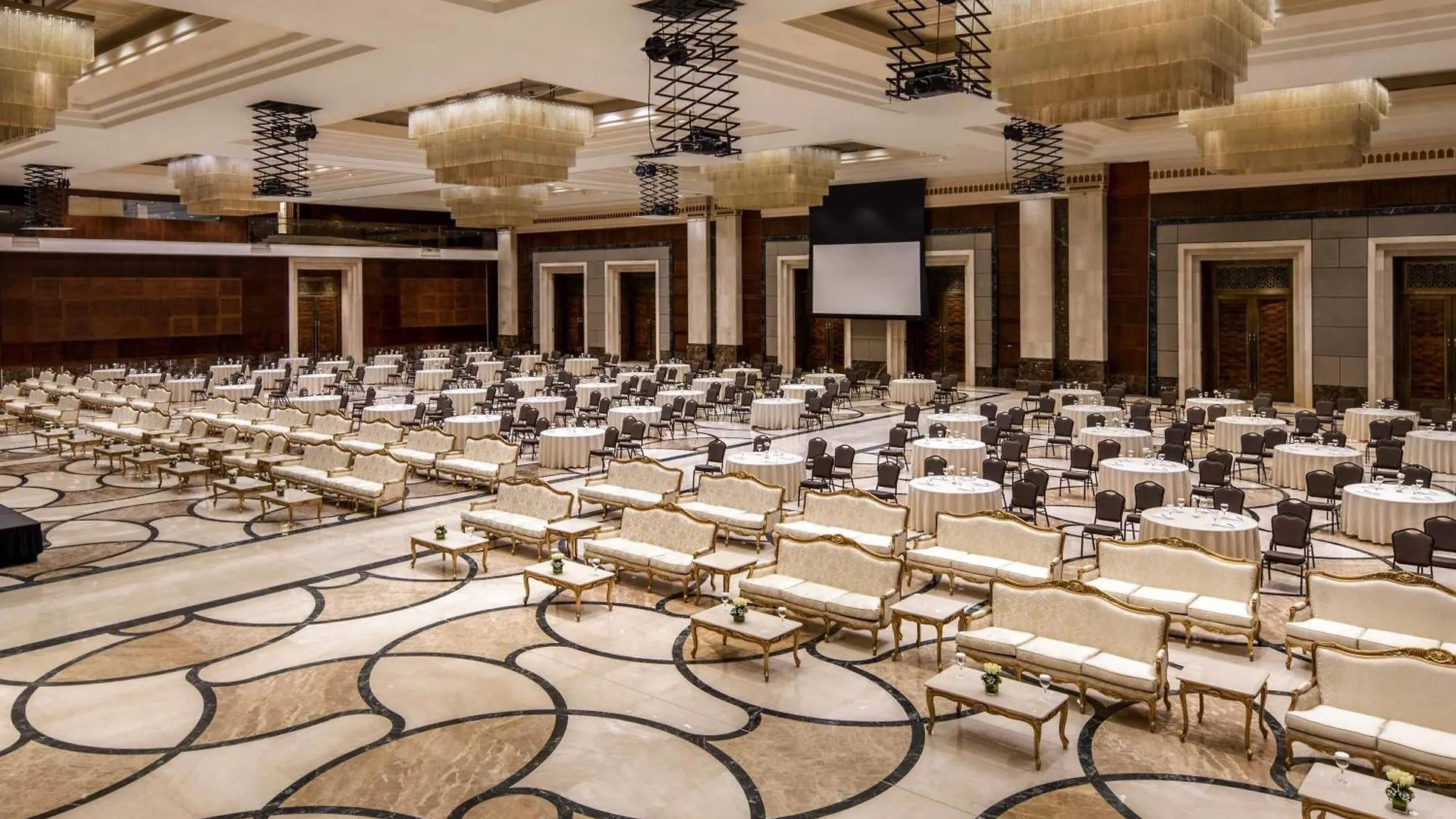 Makkah Clock Royal Tower, A Fairmont Hotel Mecca